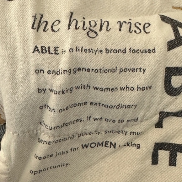 ABLE The High Rise Jeans Medium Wash Size 29 Distressed  Ankle Vintage Wash - Picture 7 of 10